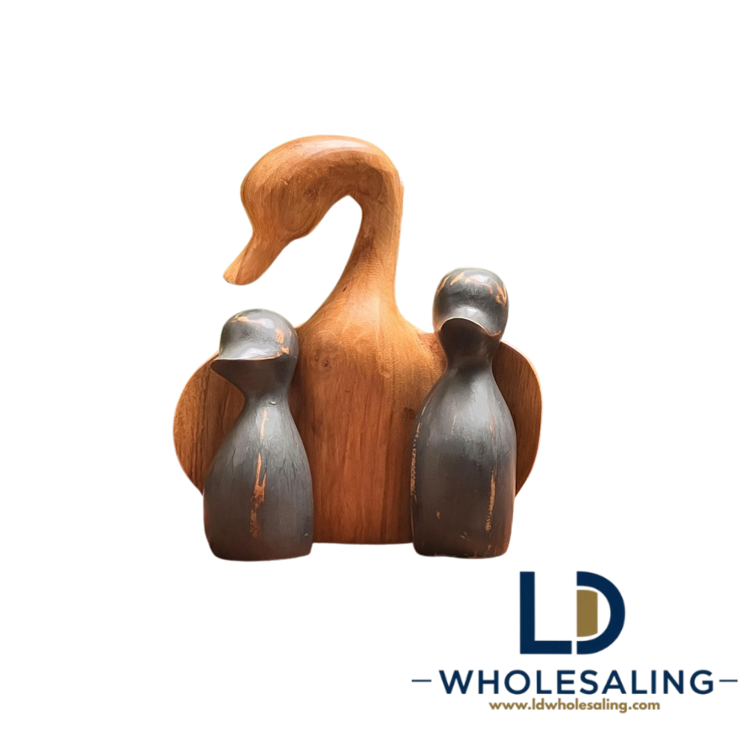 Swan Family Figurine Set