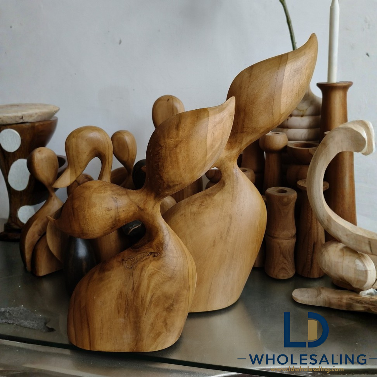 Whale Tail Sculpture Set
